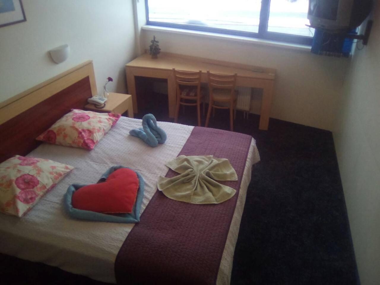 Tanagra Hotel Vilnius Dış mekan fotoğraf