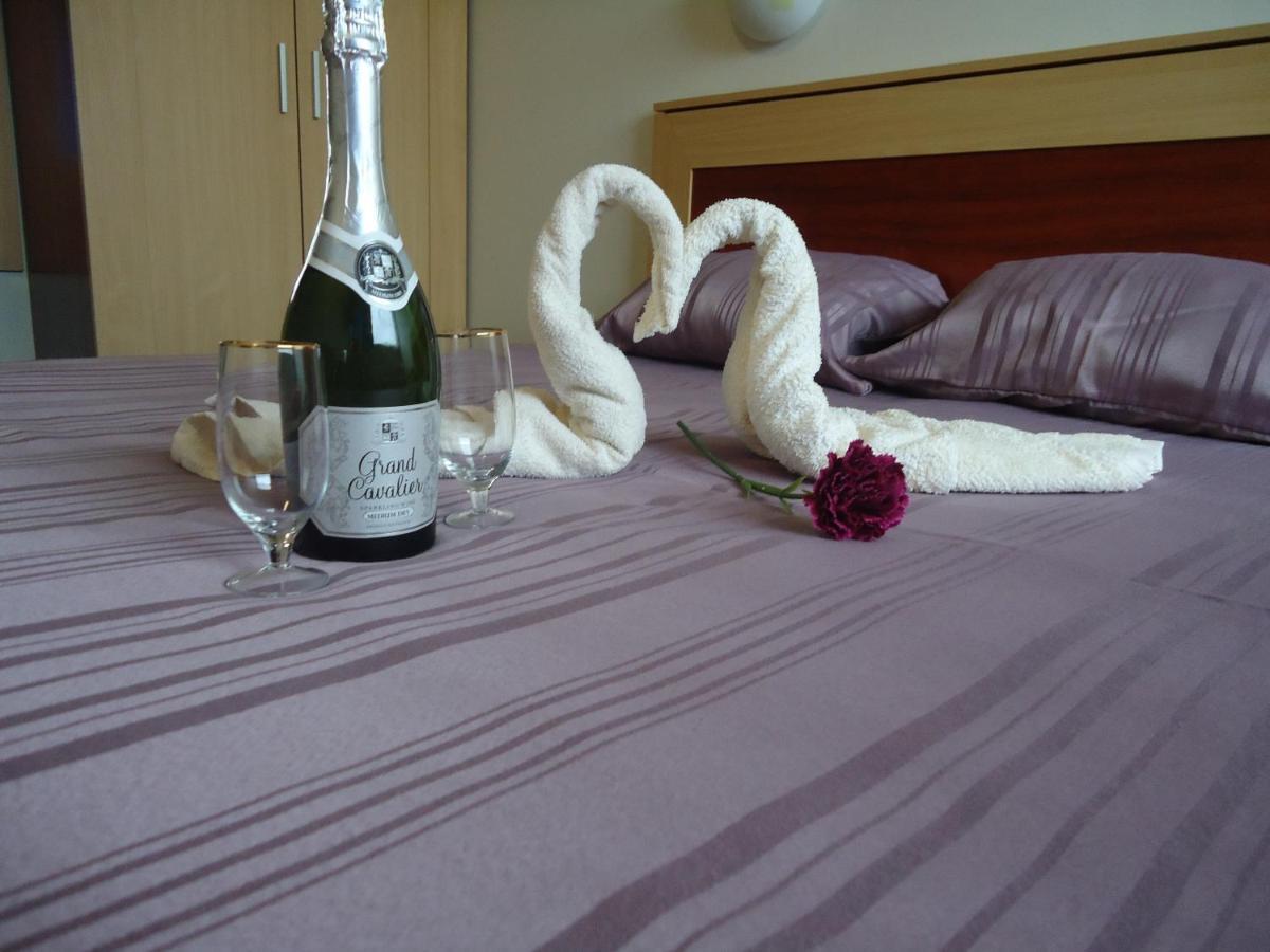 Tanagra Hotel Vilnius Dış mekan fotoğraf